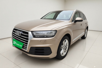 奥迪Q7 2018款 40 TFSI 舒适型