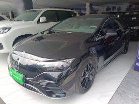 奔驰EQE 2022款 350 先锋版