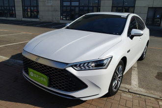 比亚迪 秦PLUS 2023款 冠军版 DM-i 55KM超越型