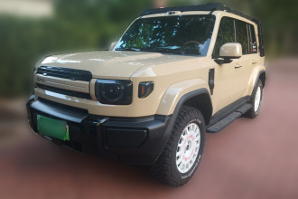 iCAR V27 2026款 200KM四驱猎鹰700