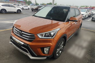 北京现代ix25 2015款 2.0L 自动四驱尊贵型DLX