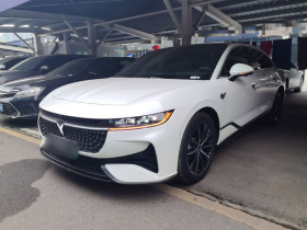 岚图汽车 岚图追光 2024款 PHEV 四驱超长续航行政版