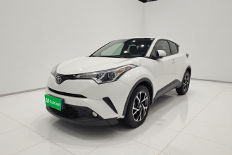 丰田C-HR 2018款 2.0L 领先天窗版 国VI