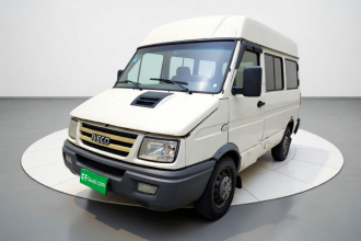 依维柯得意 2014款 2.5T-A35 NJ6484ACM47Z4