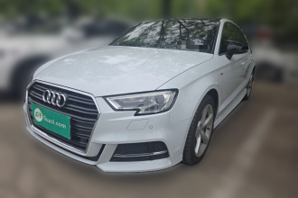 奥迪A3 2018款 30周年年型 Limousine 35 TFSI 时尚型