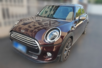 MINI 2019款 1.5T COOPER 经典派 五门版
