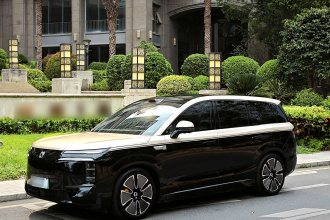 腾势N8L 2025款 旗舰型