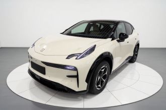 极氪X 2025款 五座后驱版