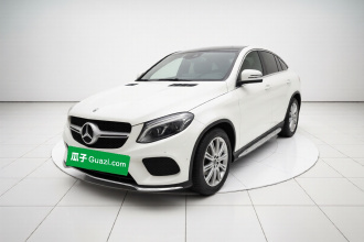 奔驰GLE轿跑 2017款 GLE 320 4MATIC 轿跑SUV