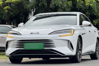 比亚迪 海豹 2023款 DM-i 1.5T 121km 旗舰型