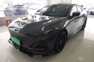 长安UNI-V 2023款 1.5T 运动版