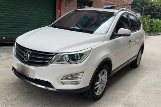 宝骏560 2016款 1.8L iAMT豪华型