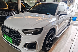 奥迪Q5L 2025款 40 TFSI 时尚动感型
