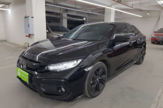 本田 思域 2021款 HATCHBACK 220TURBO CVT潮酷控