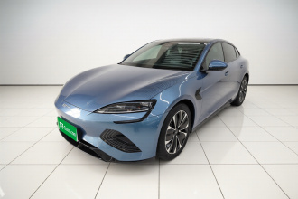 比亚迪 海豹 2023款 冠军版 550km 尊贵型