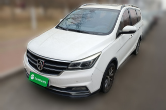 宝骏730 2017款 1.5T 手动尊享型 7座