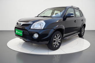 现代 途胜 2013款 2.0L 手动两驱时尚型