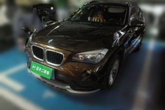 宝马X1 2015款 sDrive18i 时尚晋级版