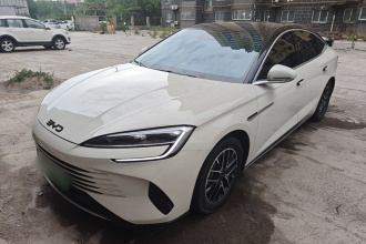 比亚迪 海豹 2023款 DM-i 1.5L 121km 精英型