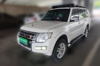 三菱 帕杰罗（平行进口） 2018款 3.8L 中东版 7座 
