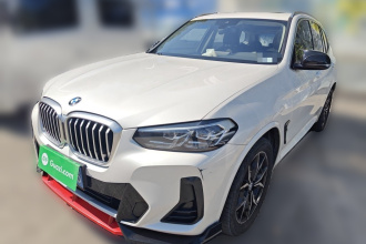 宝马X3 2022款 改款 xDrive25i M运动套装