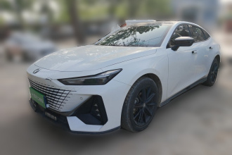 长安UNI-V 2023款 1.5T 尊贵型