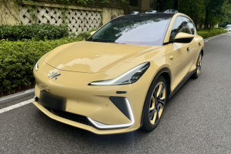 智己汽车 智己LS7 2023款 100kWh Pro四驱版