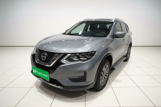 日产 奇骏 2025款 荣誉 2.0L 两驱领先版