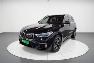 宝马X5 2022款 xDrive 40Li M运动套装