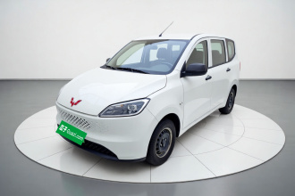 五菱汽车 五菱宏光新能源 2025款 增程式混动 50KM 实用型