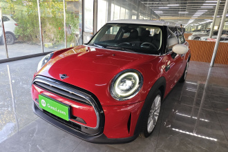 MINI 2022款 1.5T COOPER 经典派 五门版