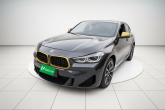 宝马X2 2023款 xDrive 25i 曜熠版