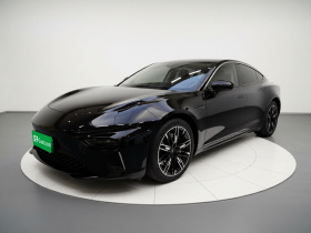 哪吒汽车 哪吒S 2022款 增程版 1160km 后驱中版