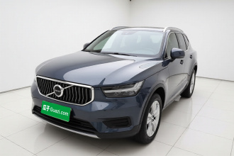 沃尔沃XC40 2022款 T4 四驱智行时尚版