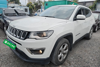 Jeep 指南者 2017款 200T 自动家享版