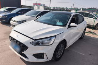 福特 福克斯 2020款 两厢 EcoBoost 180 自动锋潮型