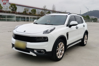 领克01 2017款 2.0T 两驱型Pro版