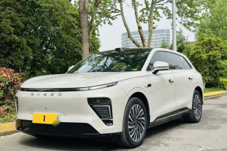 星途 星纪元 ET 2024款 增程 240 Ultra四驱