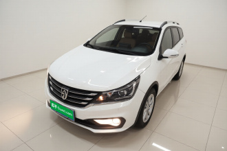 宝骏310W 2017款 1.5L 手动时尚型 国V