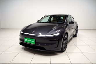 特斯拉 Model Y 2025款 长续航全轮驱动 首发版