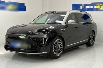 鸿蒙智行 问界M9 2025款 增程 Ultra版 52kWh 6座版 (192线激光雷达）