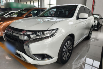 三菱 欧蓝德 2021款 改款 2.0L 两驱畅行版 5座