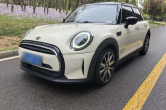 MINI 2022款 1.5T COOPER 艺术家 五门版