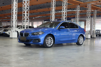 宝马1系 2018款 改款 118i 时尚型