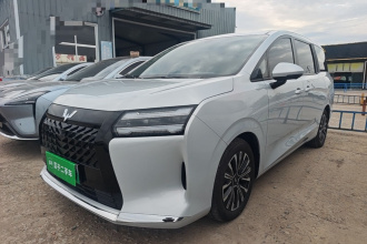 五菱汽车 星光730新能源 2025款 插混 125km 豪华型
