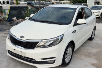 起亚K2 2015款 三厢 1.4L MT GLS