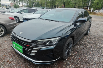 东风风神 奕炫MAX 2021款 1.5T 超炫潮爸版