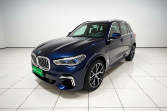 宝马X5 2022款 xDrive 40Li M运动套装