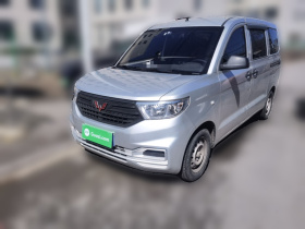 五菱汽车 五菱宏光V 2022款 1.5L劲取版液压助力LAR