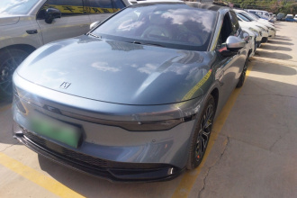 极氪007 2024款 后驱增强版 75kWh